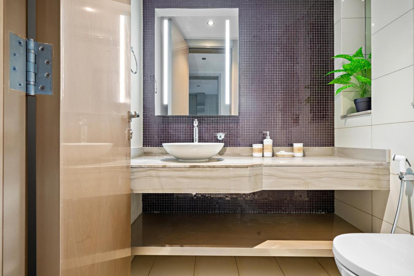 Stonetree - High Floor 1 Bedroom In Business Bay Apartment Dubai